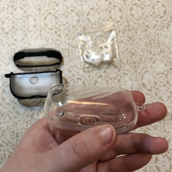 AirPod Pro Case Set - Picture 4 of 8